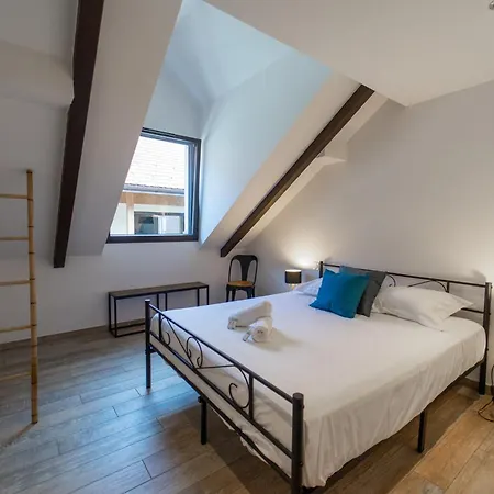 Apartment Le Roc Du Cygne 4 Personnes A Deux Pas Du Duingt